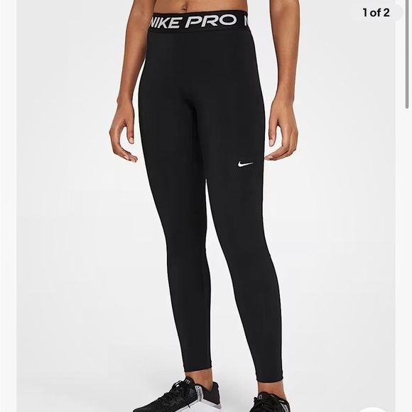 Women’s Nike Pro Leggings Medium - Picture 1 of 2
